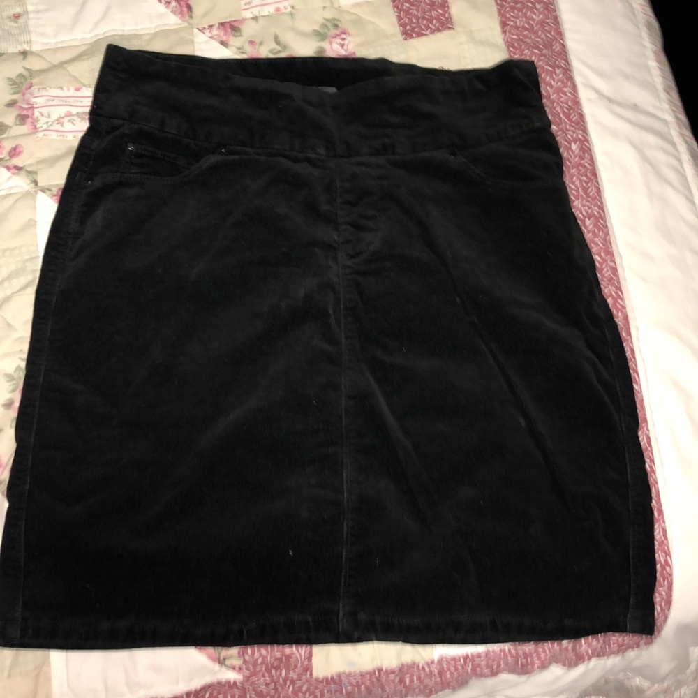 Black JAG skirt